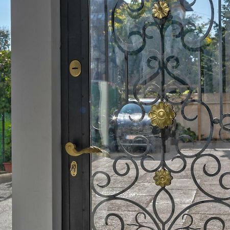 Apartament Le Park Bukareszt Zewnętrze zdjęcie